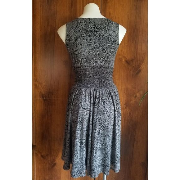 Express Ruched Dress - Picture 3 of 6